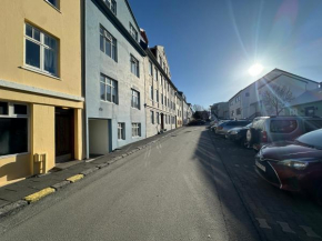 Þórsgata downtown Reykjavik - Birta Rentals